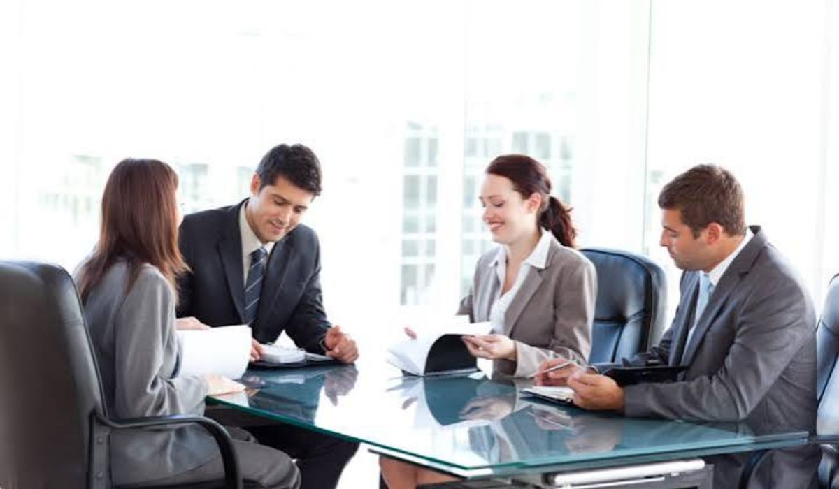 business travel consultant
